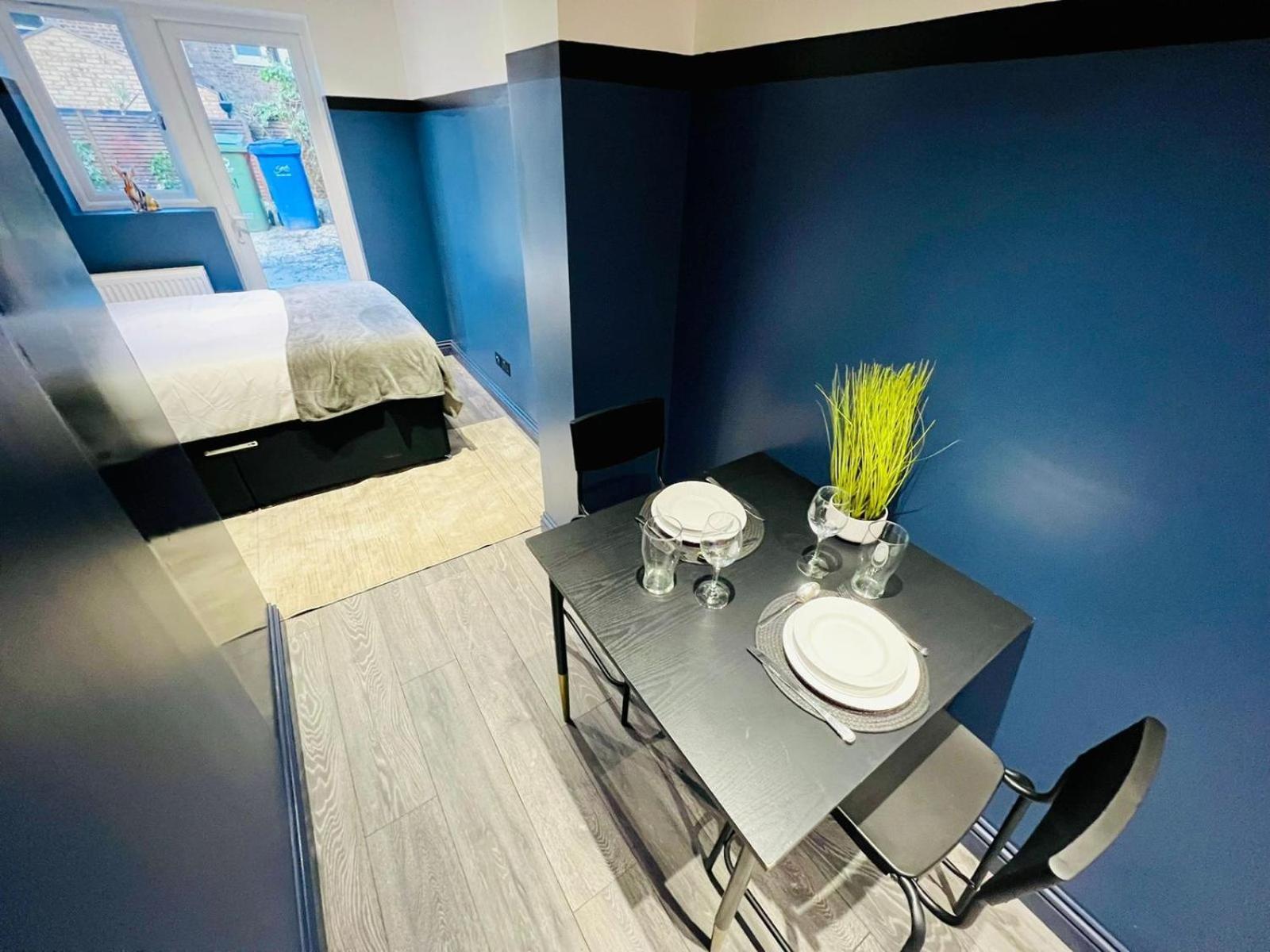 London 61 Central Studio, Ideal For Tourists High Recommend!!! ภายนอก รูปภาพ